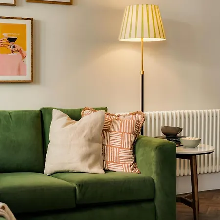 Clifton Road I Your בריסטול