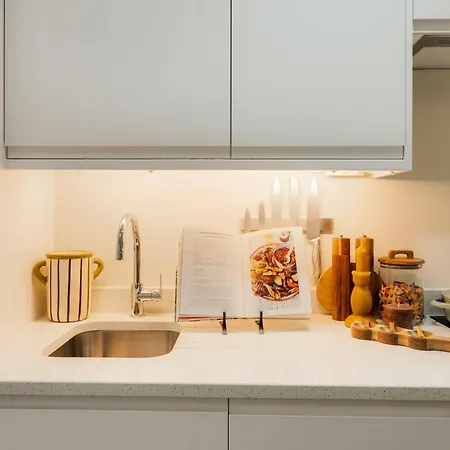 Clifton Road I Your *