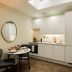 Clifton Road I Your Appartement Bristol