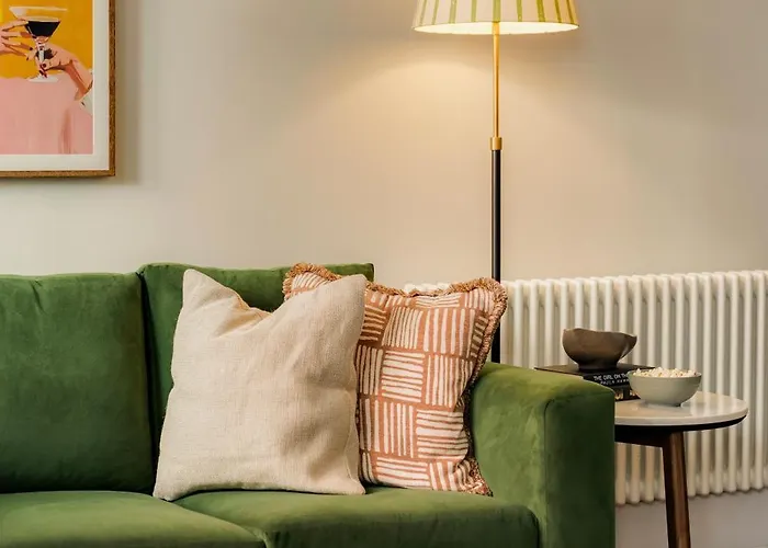 Clifton Road I Your Bristol