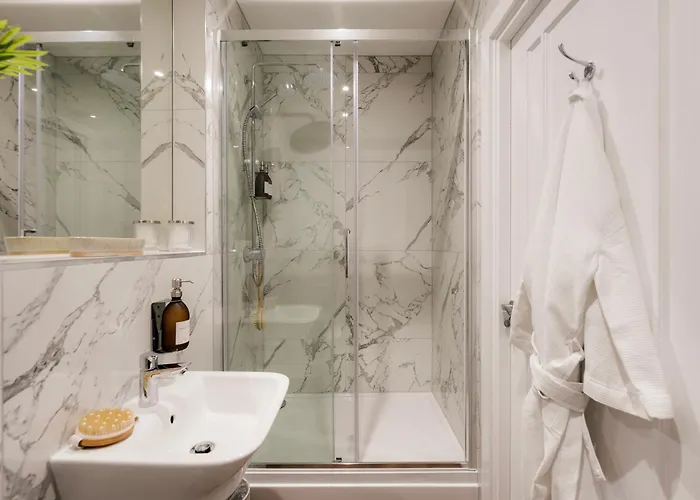 Clifton Road I Your *